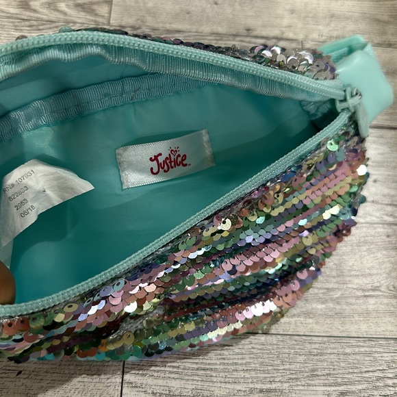 Blue sparkling sequins rainbow Fanny pack - Picture 4 of 5